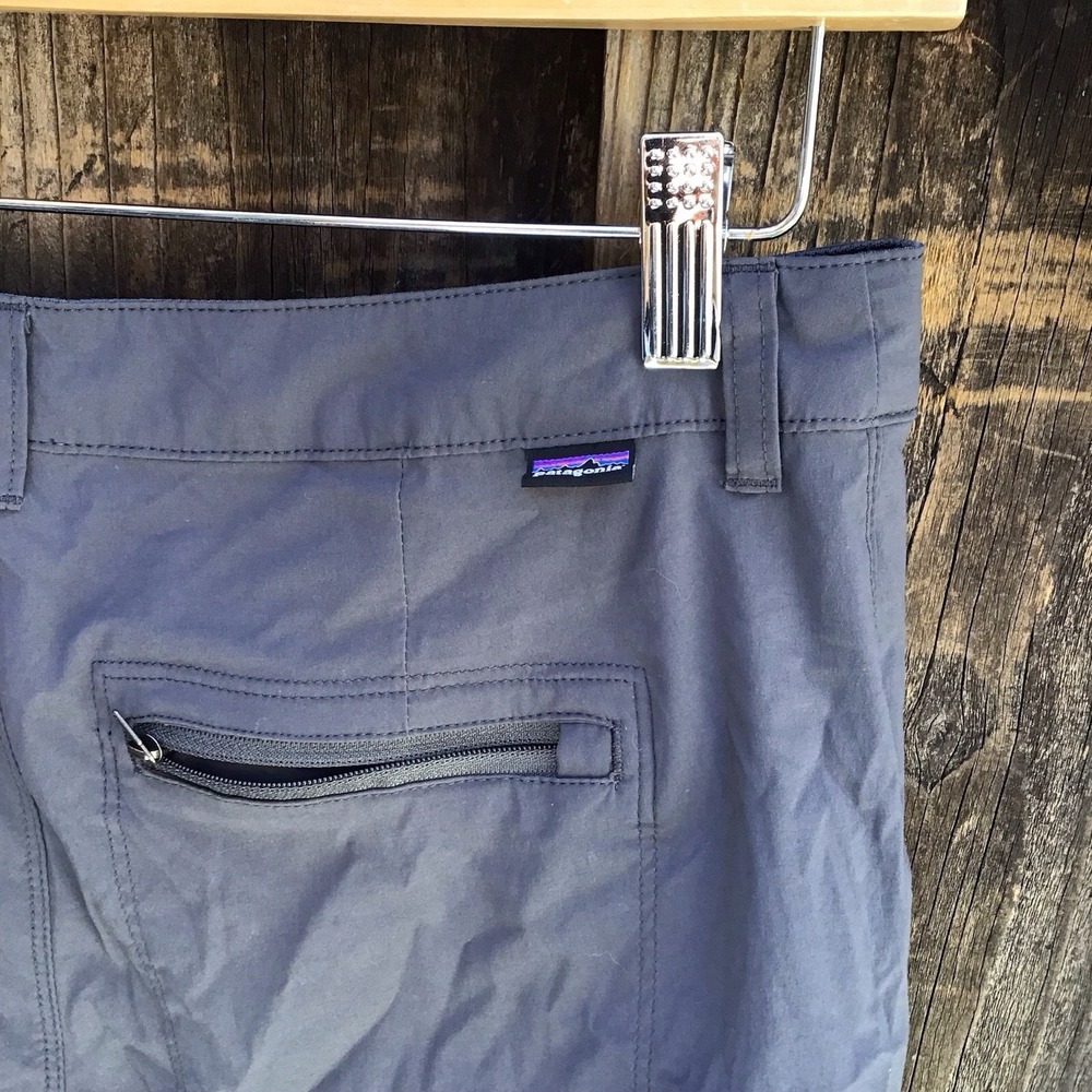 Patagonia Quandary Hiking Outdoor Shorts Gray Womens Size 8 (31x5) - Picture 2 of 7